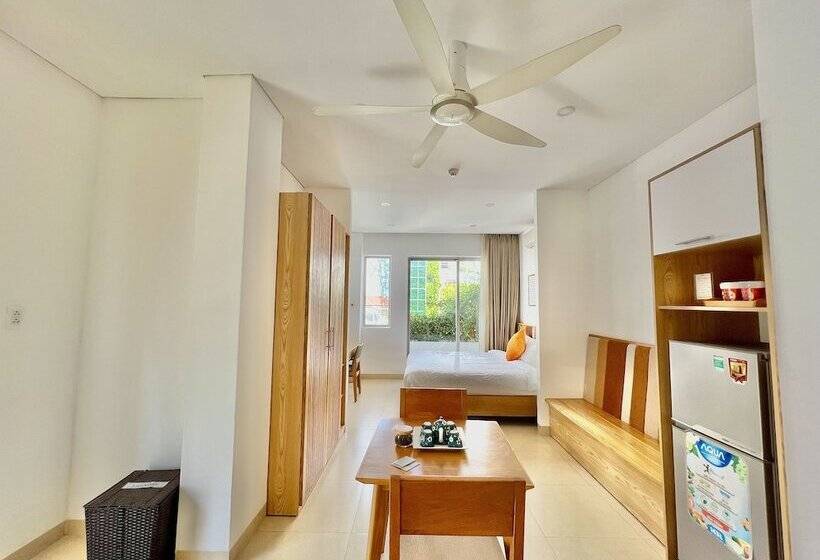 استودیوی استاندارد با چشمانداز شهر, Babylon Garden Da Nang