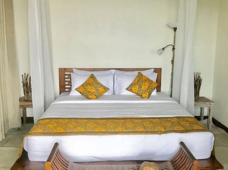 プールビュースタンダードルーム, Swar Bali Lodge