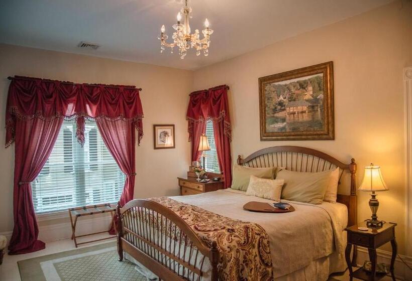 جناح ديلوكس سرير كينج, Blessings On State Bed & Breakfast