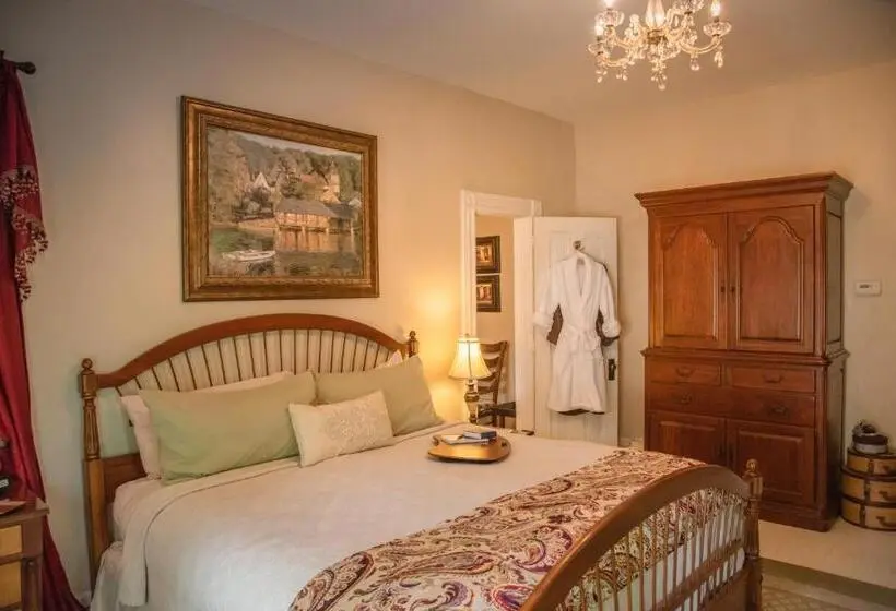 キングサイズベッドのデラックススイート, Blessings On State Bed & Breakfast