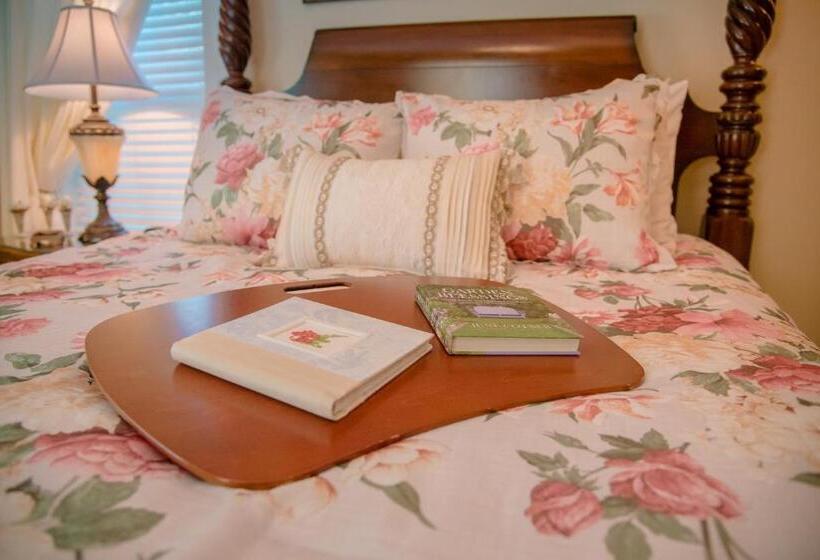 جناح ديلوكس, Blessings On State Bed & Breakfast