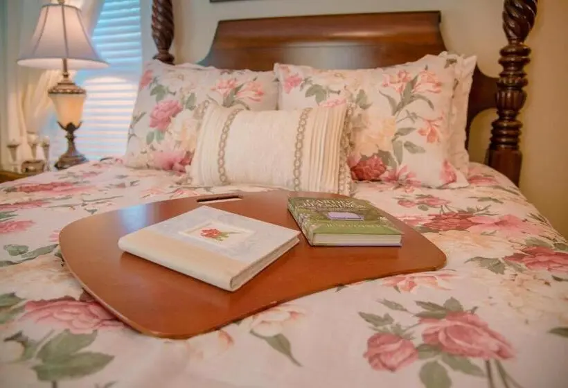 デラックススイート, Blessings On State Bed & Breakfast