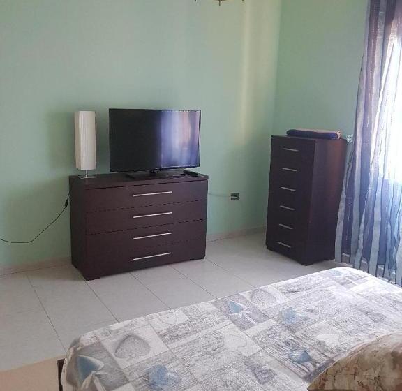 Апартаменты 1 Спальня Вид на Сад, Blumarine B&b