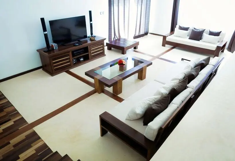 ツーベッドルーム　ヴィラ, Home The Residence