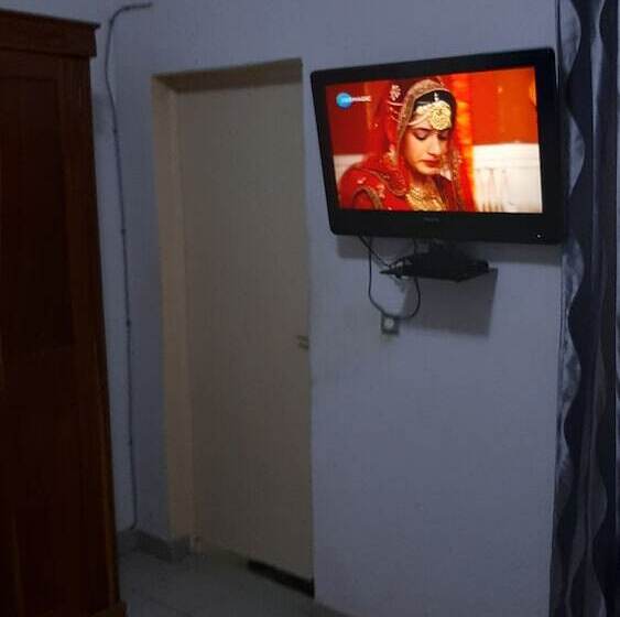 اتاق استاندارد, Aziz Residence