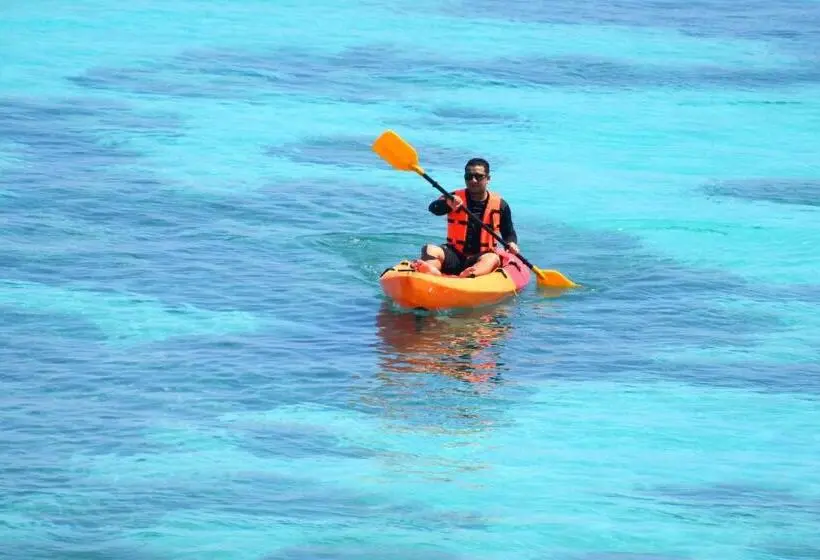 オーシャンビューのスタンダードバンガロー, Chareena Hill Beach Resort