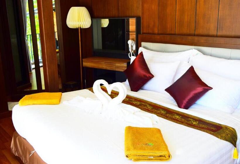 Семейный Номер, Chareena Hill Beach Resort