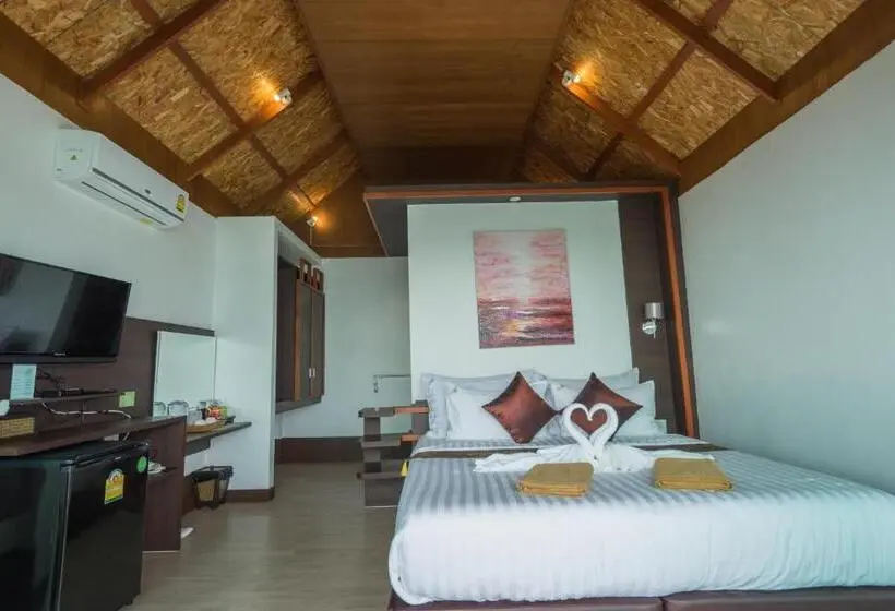 デラックスバンガロー, Chareena Hill Beach Resort