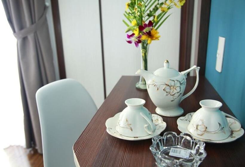 اتاق لوکس, Rich