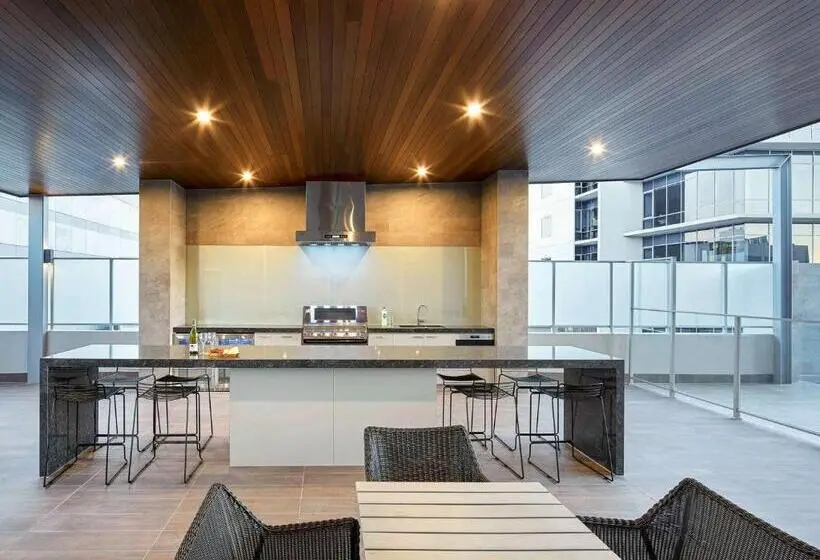 スタンダードスタジオ, The Sebel West Perth