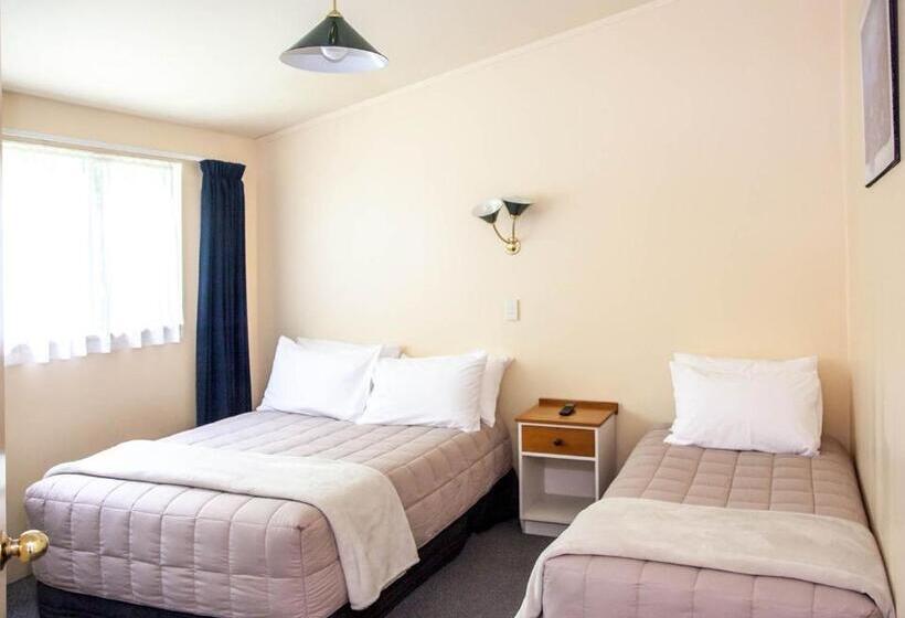 Апартаменты 1 Спальня, Goldmine Motel