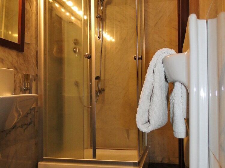 اتاق اجرایی, Capitalinn Plus