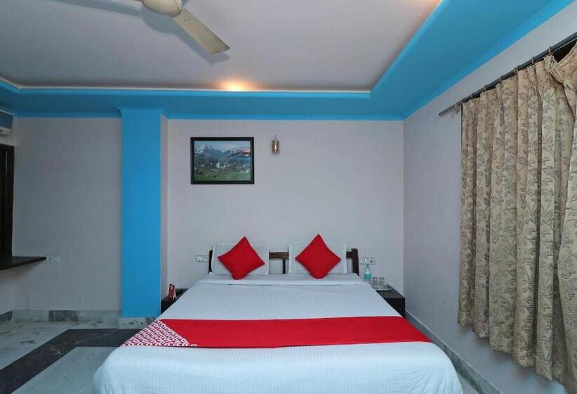 トリプルクラシックルーム, Oyo 13161 King S Palace