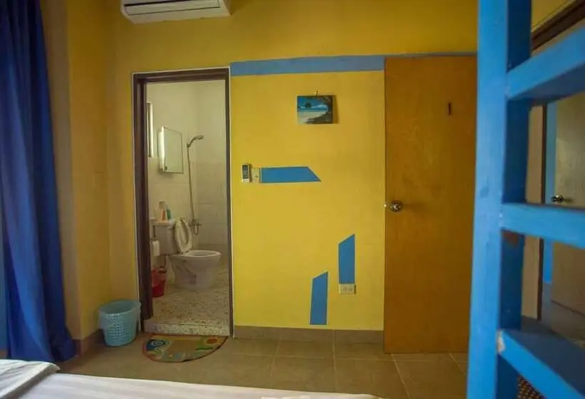 اتاق استاندارد یک نفره, G.t. Guest House