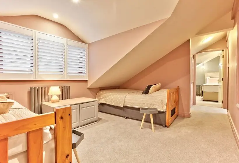 スーペリアールーム, Hill Crest Country Guest House