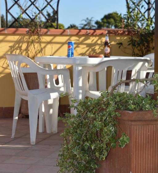 Номер Стандарт, Home To Fly