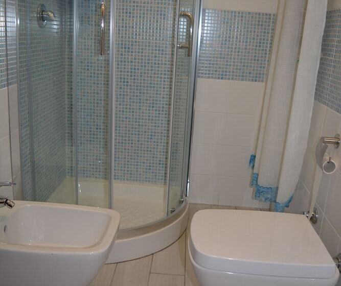 Номер Economy, Home To Fly