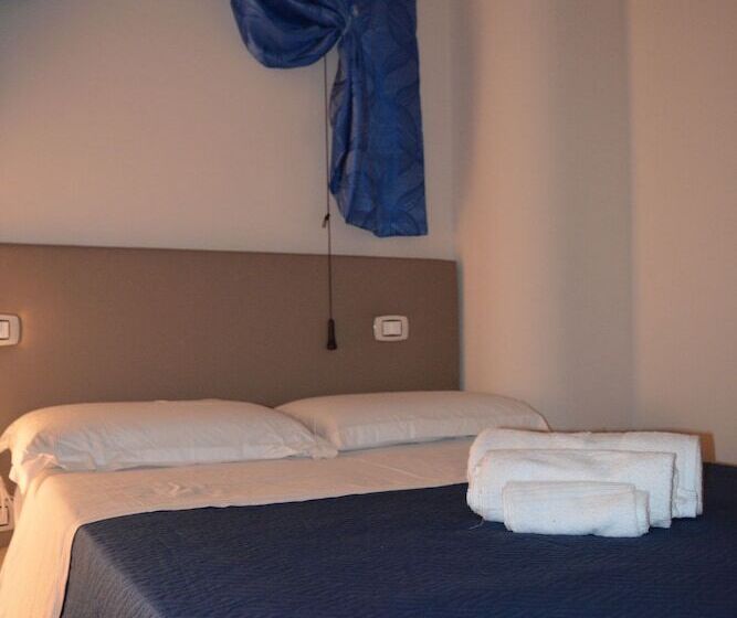 Номер Economy, Home To Fly