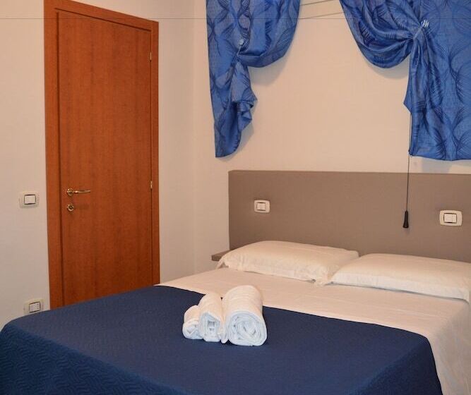 Номер Economy, Home To Fly