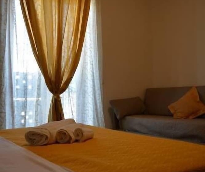 Четырехместный Номер Стандарт, Home To Fly