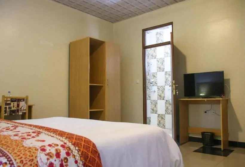 اتاق لوکس با تخت بزرگ, Anthurium Residential