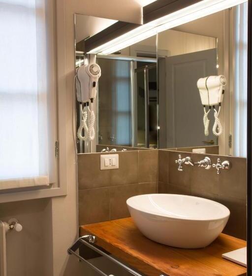 디럭스 룸, Piccola Torre Maison