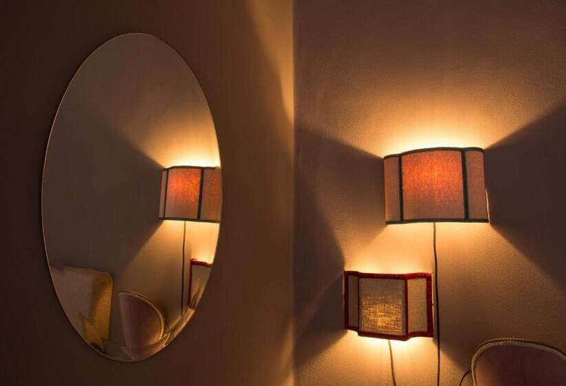 수피리어 스위트, Piccola Torre Maison