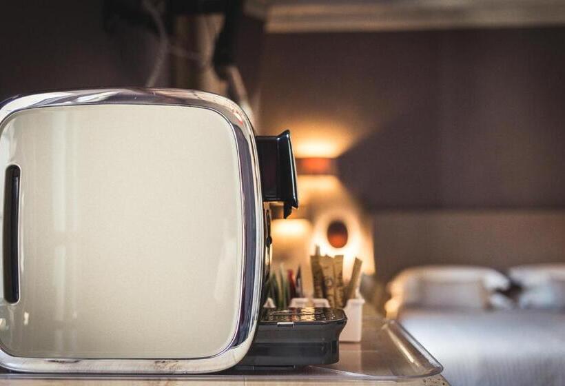 수피리어 스위트, Piccola Torre Maison