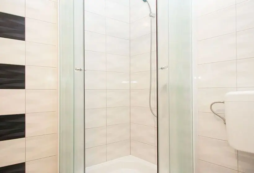 اتاق خانوادگی, Rooms Garden Zagreb Airport