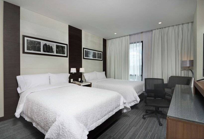 اتاق استاندارد با 2 تخت دوبل, Hampton Inn San Luis Potosi