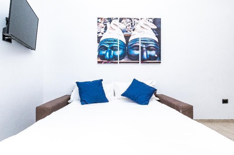 اتاق استاندارد با چشمانداز دریاچه, Hampton Inn San Luis Potosi