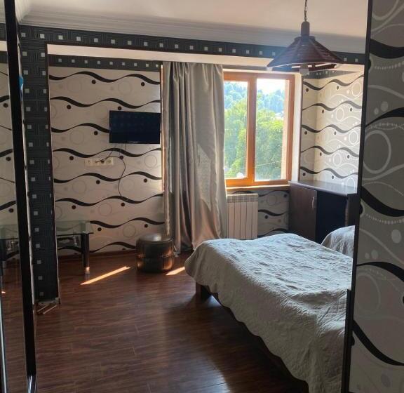 اتاق استاندارد, Amadeus