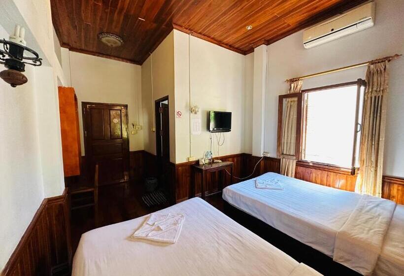 اتاق لوکس, Kingkham Riverside