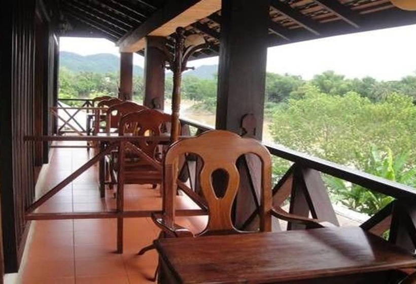 اتاق لوکس با بالکن, Kingkham Riverside