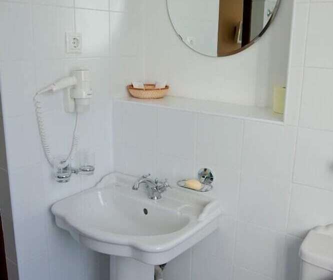 Полулюкс, Provence Hotel 4 Seasons