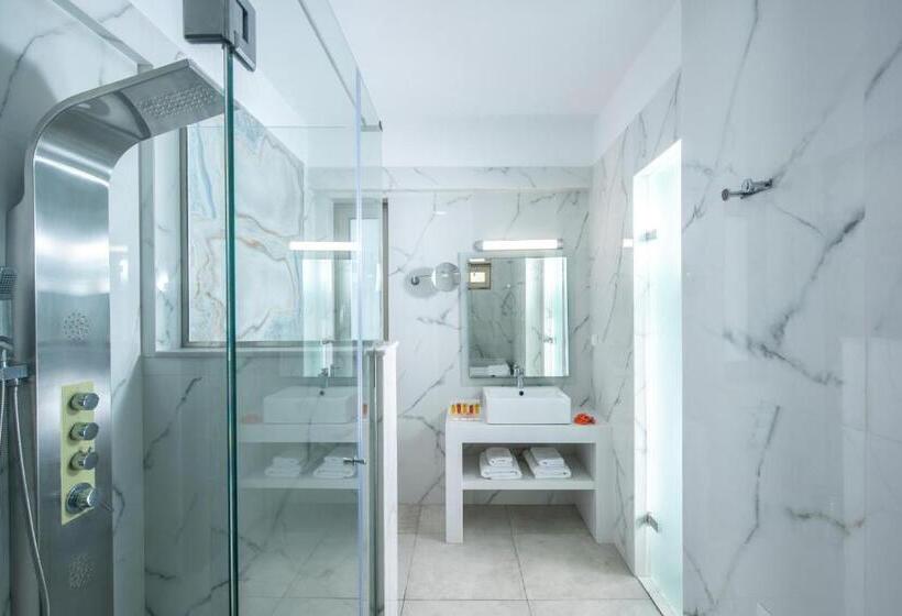 غرفة ديلوكس مطلّة علي البحر, Hellas Beach