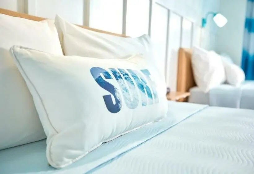 プールビュースタンダードルーム, Universal Endless Summer Resort - Surfside Inn and Suites