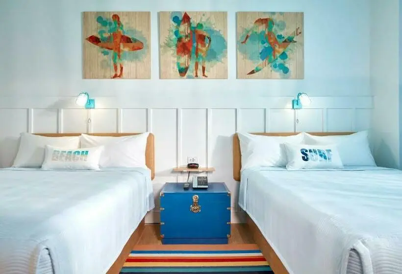 プールビュースタンダードルーム, Universal Endless Summer Resort - Surfside Inn and Suites