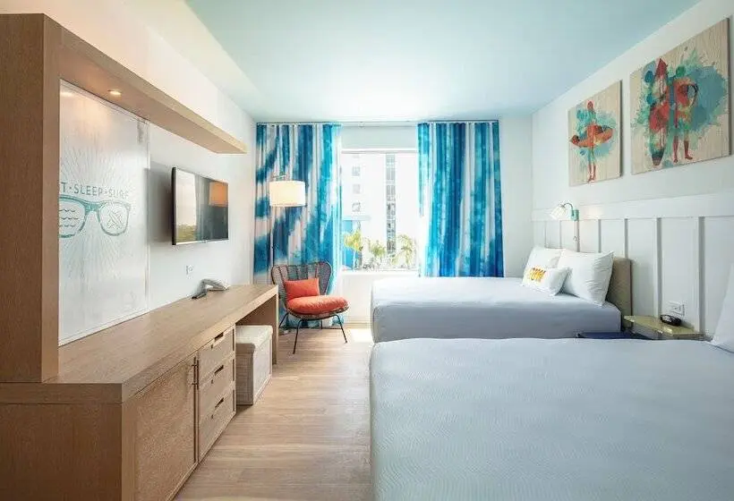 プールビュースタンダードルーム, Universal Endless Summer Resort - Surfside Inn and Suites