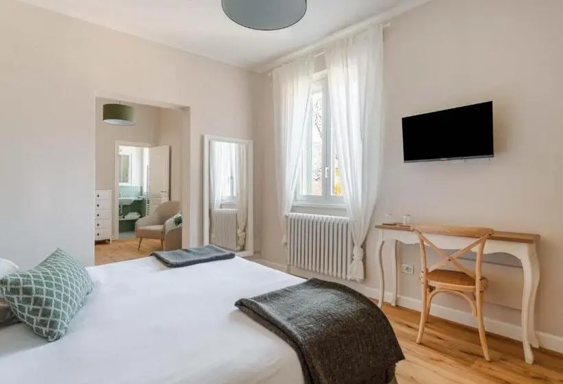 庭の見えるジュニアスイート, Villa Borgovecchio B&b