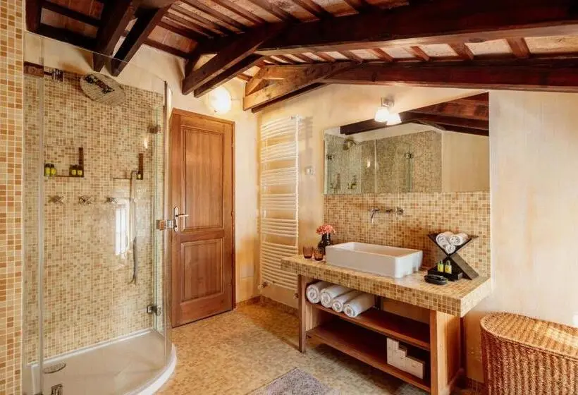 スタンダードルーム, Meneghetti Wine Hotel And Winery   Relais & Chateaux
