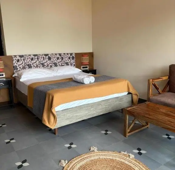 オーシャンビュースイート, Karkera S Beach Stay