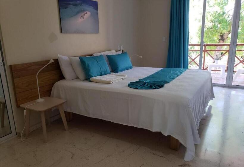 غرفة ديلوكس مطلّة علي البحر, Paradise Island Beach Resort