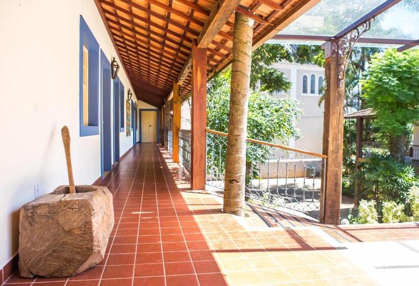 高级三人间, Pousada Villa Magnolia