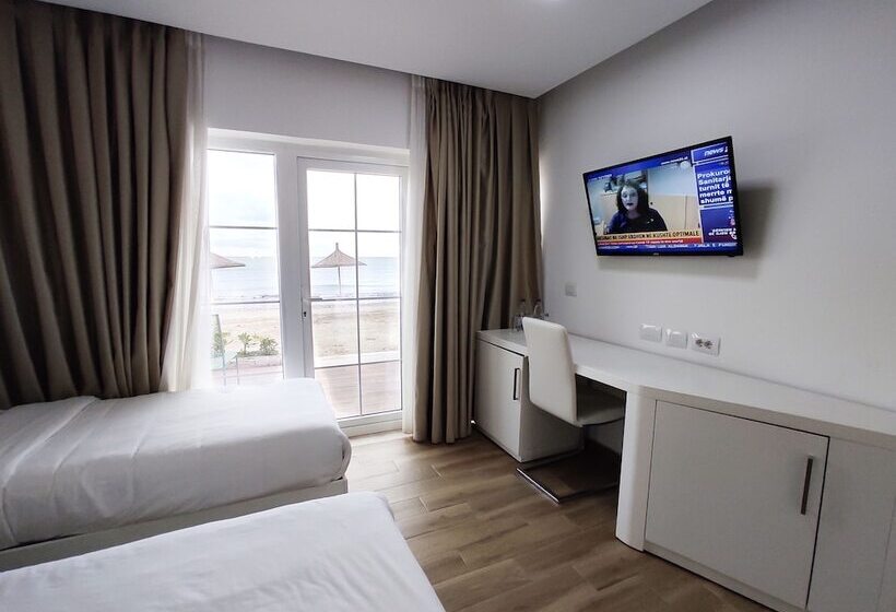 חדר סופריור משפחתי נוף לים, Prestige Resort