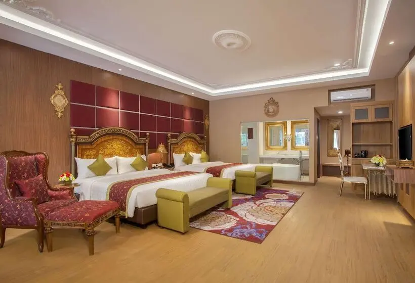 Deluxe Room, Ramada Suites By Wyndham Solo