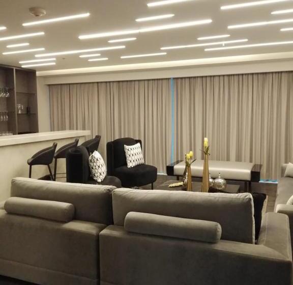 Deluxe Suite King Bed, Baruk Guadalajara Hotel De Autor