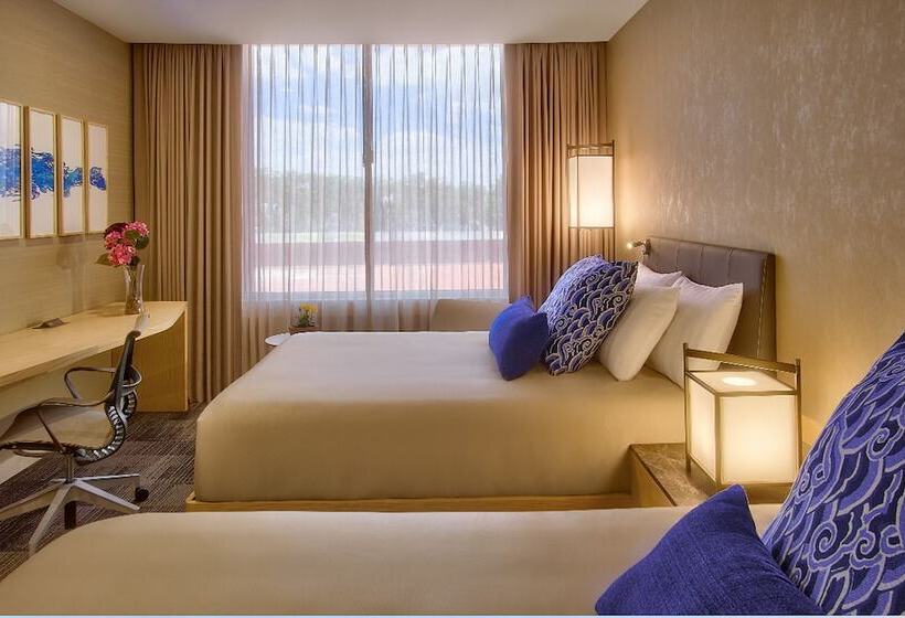 Номер Deluxe, Galeria Plaza Irapuato