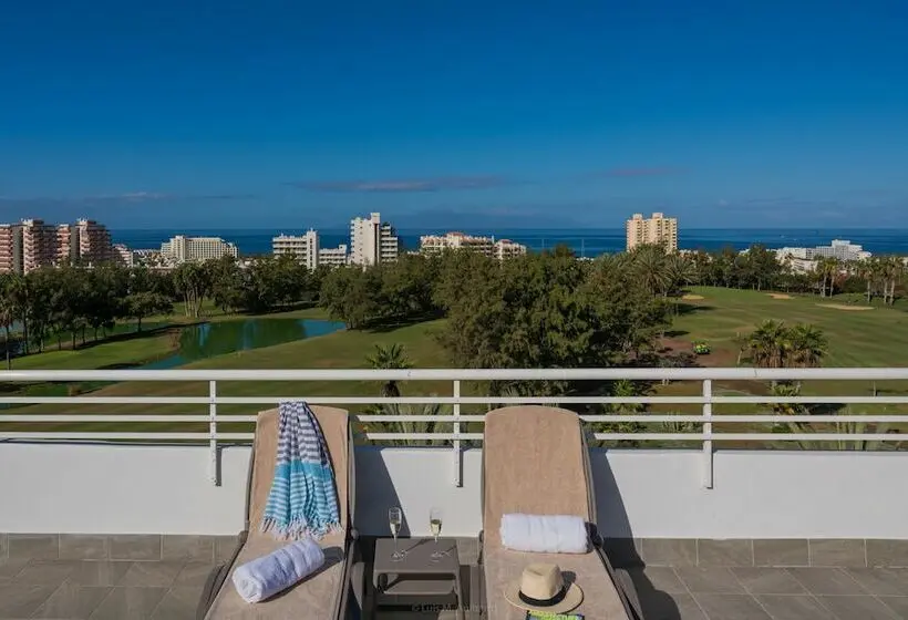 سوئیت با چشم‌انداز زمین گلف, Gara Suites Golf & Spa