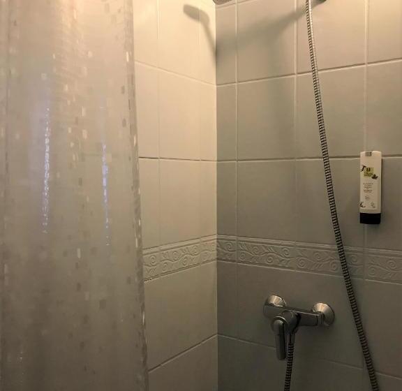 Семейный Номер, L Auberg Ine   Maison Glenn Anna